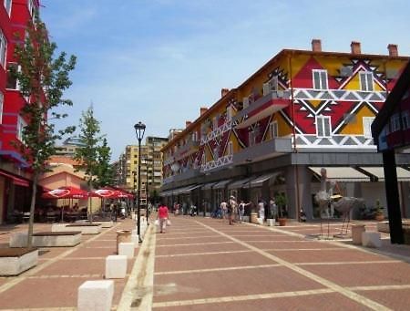 Pazari_Ri_Studio Leilighet Tiranë Eksteriør bilde