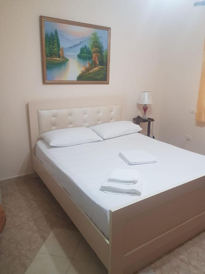 Pazari_Ri_Studio Leilighet Tiranë Eksteriør bilde